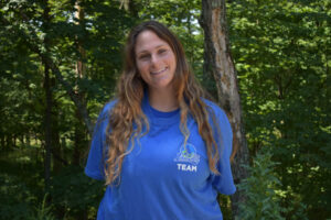 lynsey garfinkel headshot.